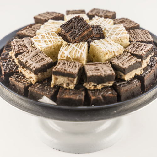 BDR09S-1 small brownie platter with white and dark chocolate drizzle