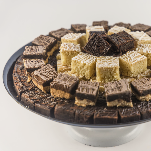 BDR09L-1 large brownie platter with white and dark chocolate drizzle 2